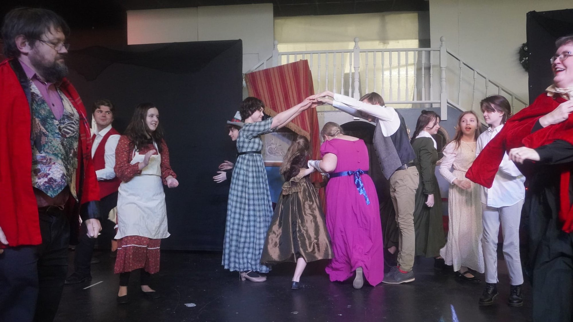 A Christmas Carol Returns as a Bluegrass Players Dinner Show